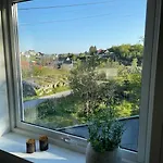 아파트 Lofoten Aurora Seafront Penthouse 罗弗敦极光海滨顶层豪华公寓
