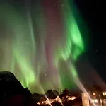 Apartament Lofoten Aurora Seafront Penthouse 罗弗敦极光海滨顶层豪华公寓 Sørvågen