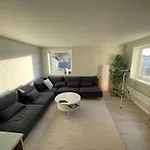 Lofoten Aurora Seafront Penthouse 罗弗敦极光海滨顶层豪华公寓 *