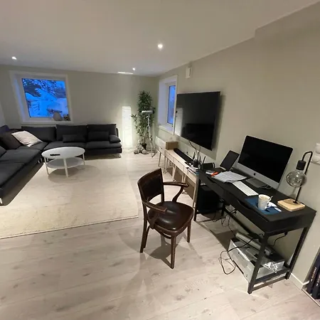 דירה Lofoten Aurora Seafront Penthouse 罗弗敦极光海滨顶层豪华公寓