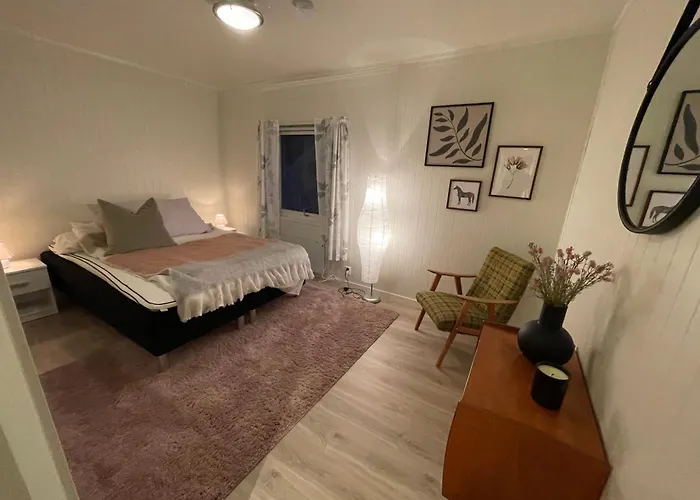 شقة Lofoten Aurora Seafront Penthouse 罗弗敦极光海滨顶层豪华公寓