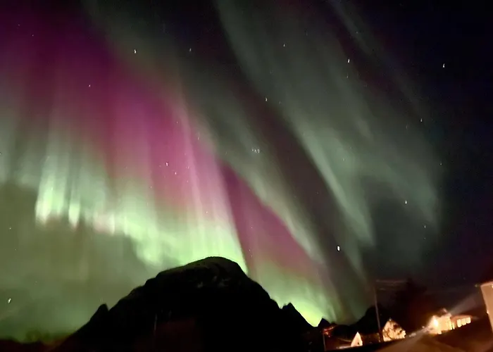 Lofoten Aurora Seafront Penthouse 罗弗敦极光海滨顶层豪华公寓 *