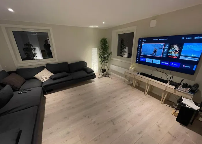 Leilighet Lofoten Aurora Seafront Penthouse 罗弗敦极光海滨顶层豪华公寓 Sørvågen