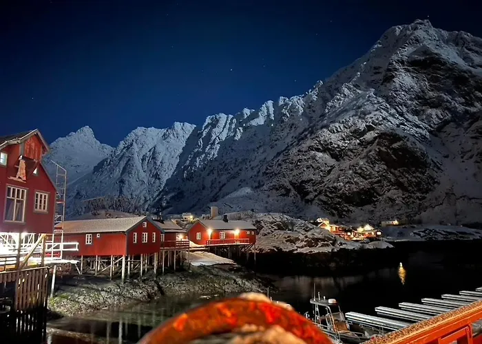 Lofoten Aurora Seafront Penthouse 罗弗敦极光海滨顶层豪华公寓 Leilighet Sørvågen
