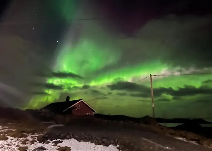 Lofoten Aurora Seafront Penthouse 罗弗敦极光海滨顶层豪华公寓 Apartment