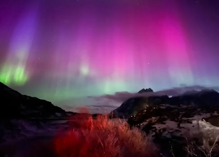 Lofoten Aurora Seafront Penthouse 罗弗敦极光海滨顶层豪华公寓 Apartment Sorvagen